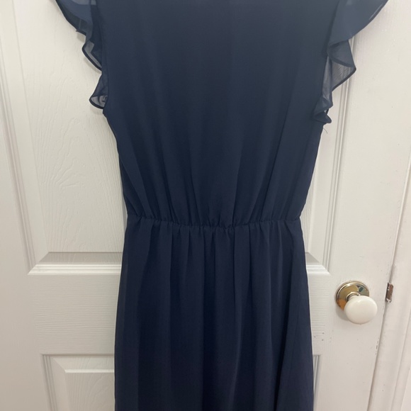 Dress - Picture 3 of 4